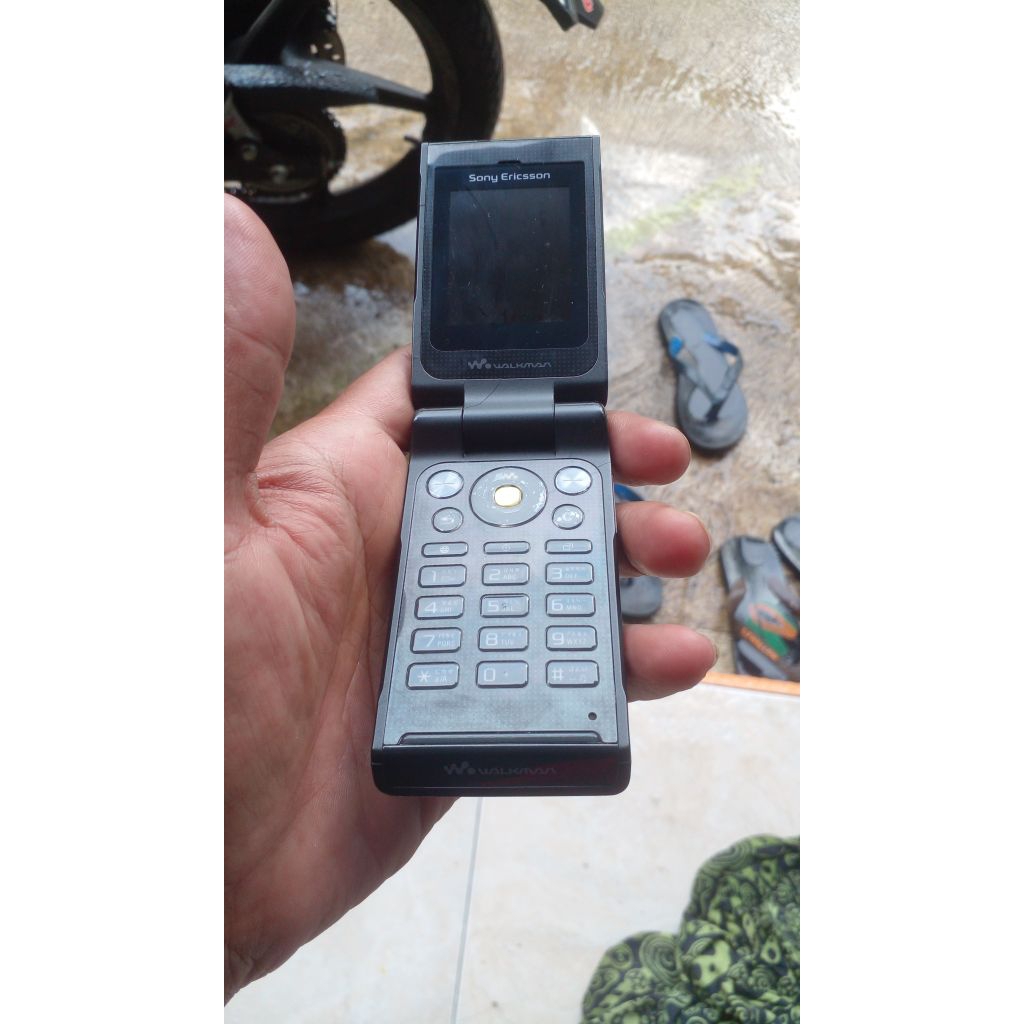 Hp jadul sony ericsson W380i ORIGINAL MULUS || buat tambahan koleksi