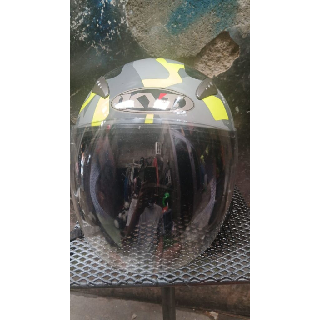 Helm Bekas/Second Original Kyt Galaxy Flat R sz M