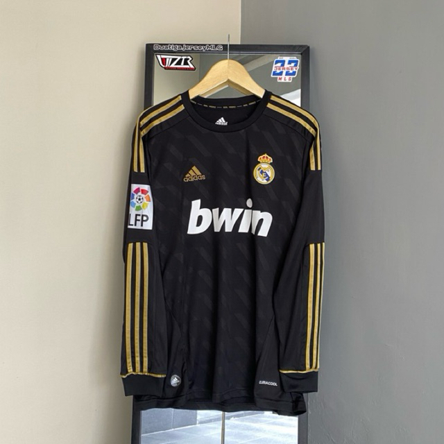JERSEY RETRO REAL MADRID AWAY 2011/2012 LONG SLEEVE - JERSEY SEPAKBOLA RETRO LENGAN PANJANG