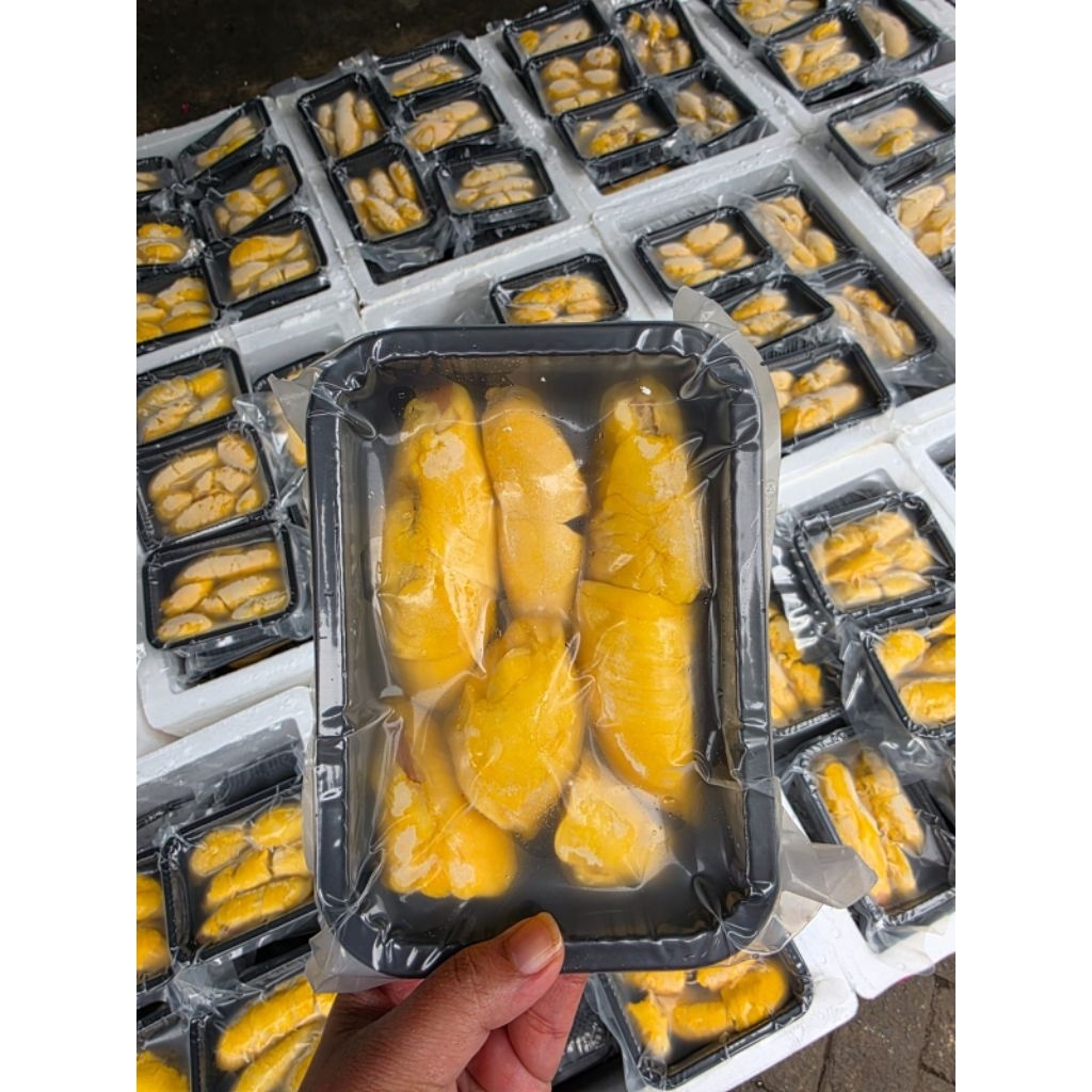 

Durian Frozen Musangking Grade A per pack 330gram