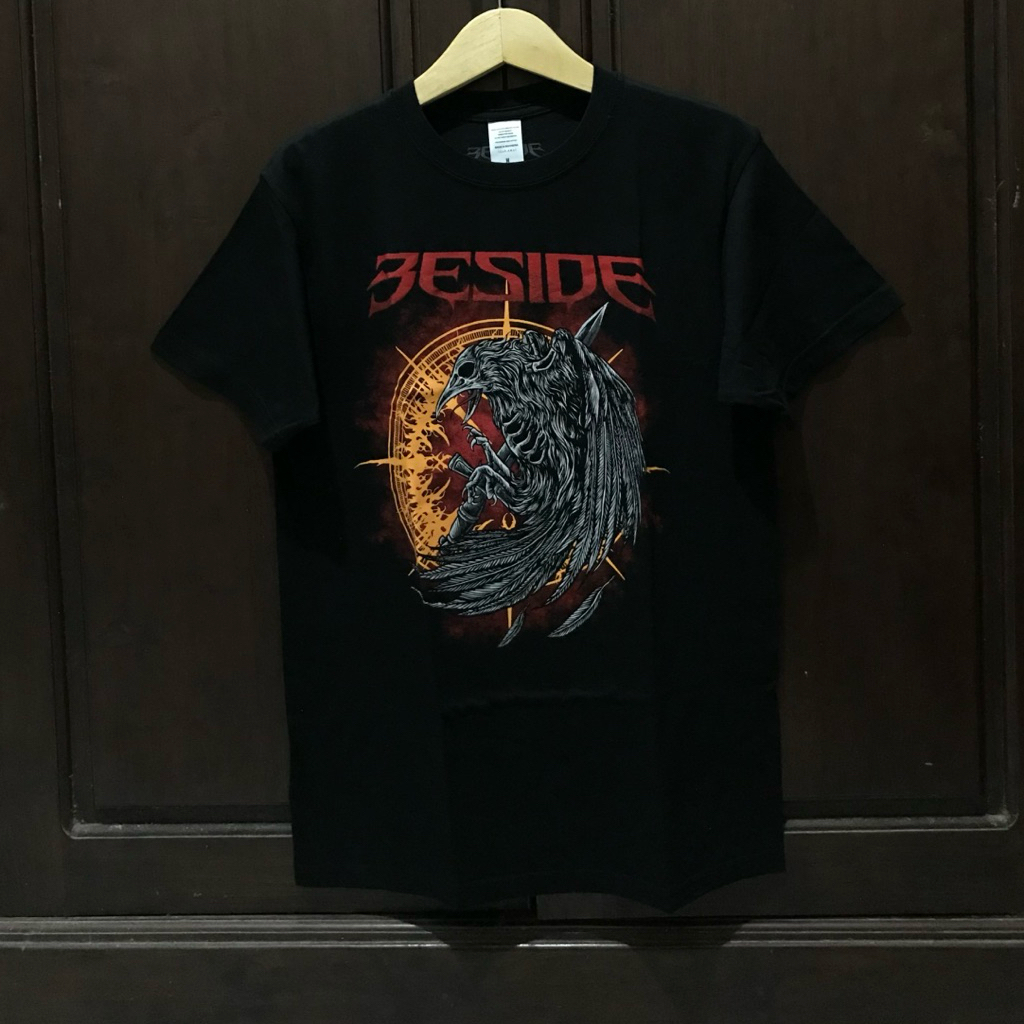 Tshirt Beside - Eleven Heroes