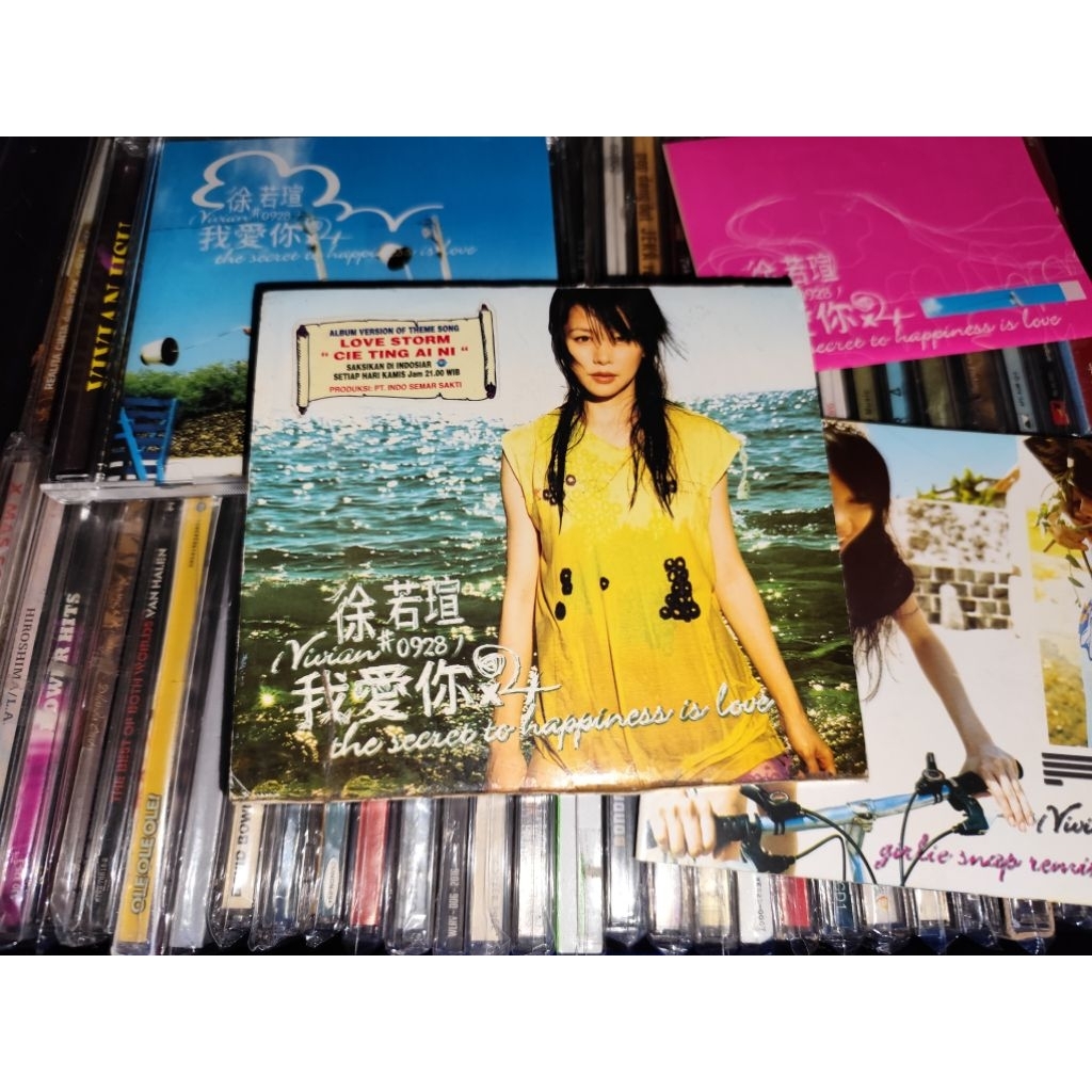 CD Vivian Hsu - The Secret To Happiness Is Love ( I Love You x4 )