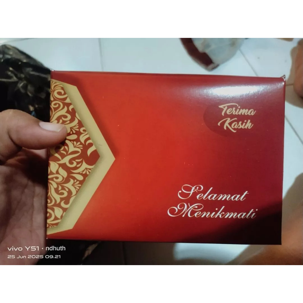 

Dus Snack Kue Makanan 14x10x7 cm - Aqua T Batik Merah Emas