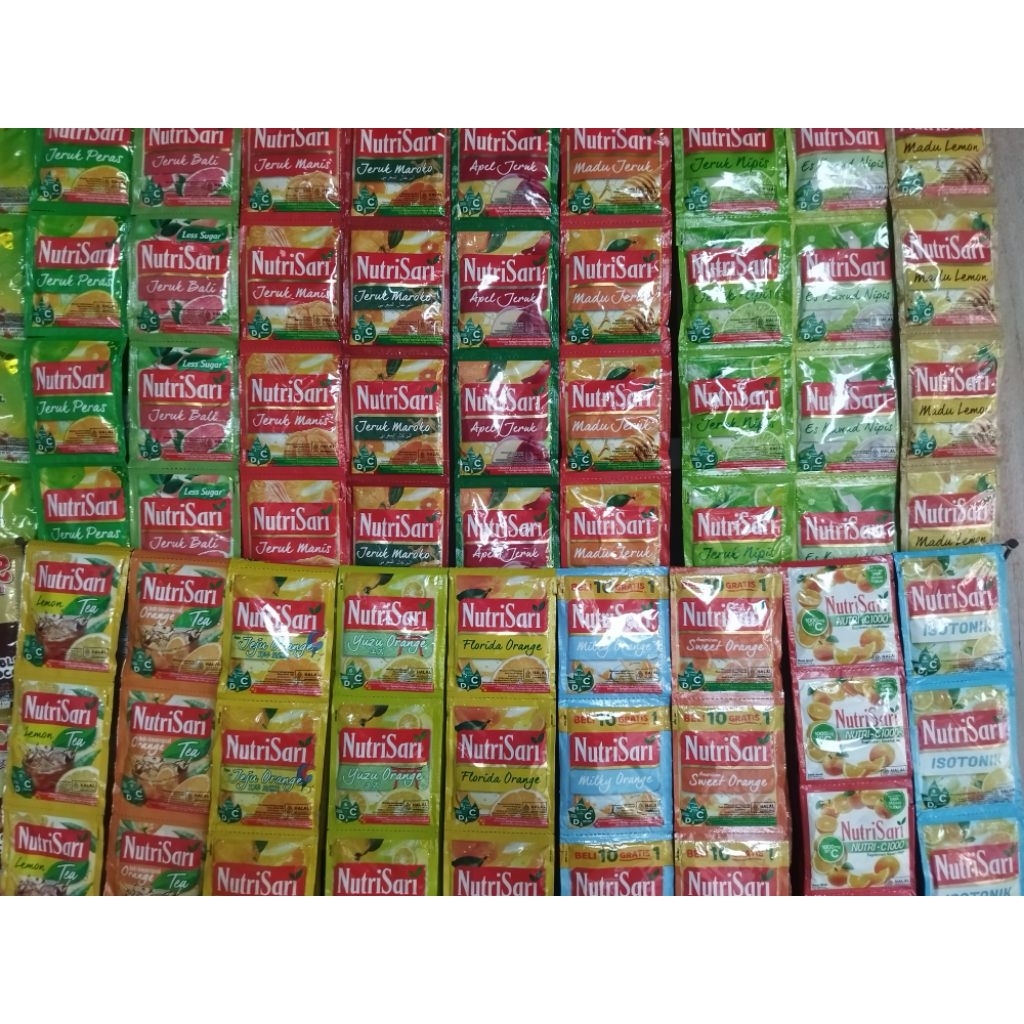 

NUTRISARI Aneka Rasa Jeruk Komplit Lengkap 1 Renceng 10 Sachet