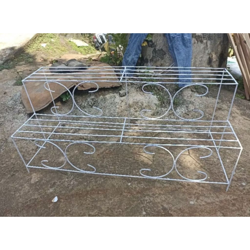 Rak Pot Bunga 2 Susun Model Kupu Kupu/Dudukan Rak Pot 2 Tingkat Unik/Alas Rak Tanaman Outdoor