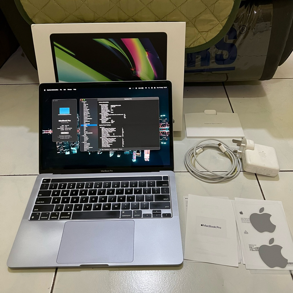 MacBook Pro M1 2020 13 Inch TouchBar RAM 8GB SSD 256GB Ex Inter Pemakaian Pribadi Box Aksesoris Leng