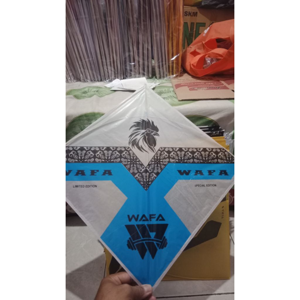 layangan sukhoi super