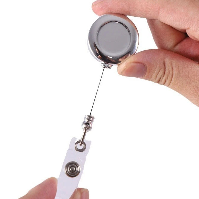 

ID Card Yoyo Silver Logam Jepit Saku Penarik Name Tag 1 Pc - LimiMart