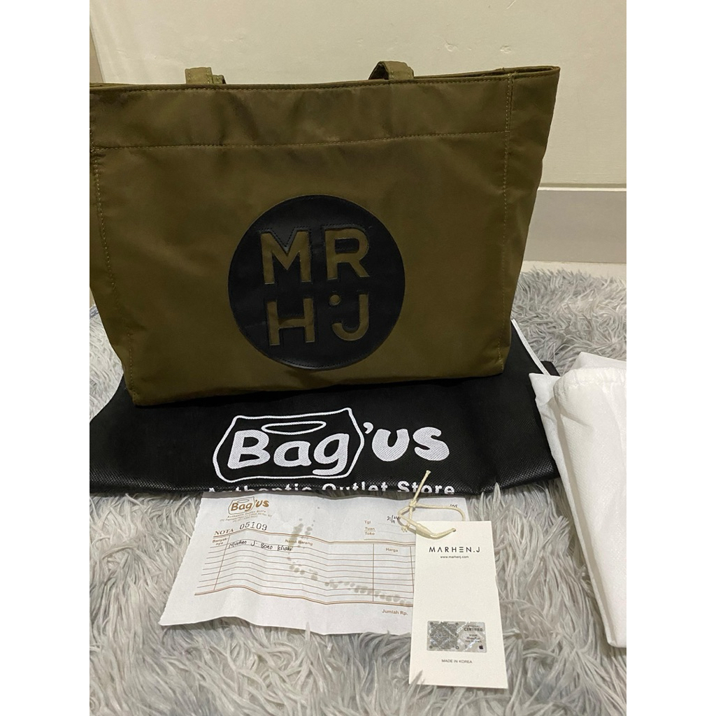 Marhen J BONO olive Khaki preloved