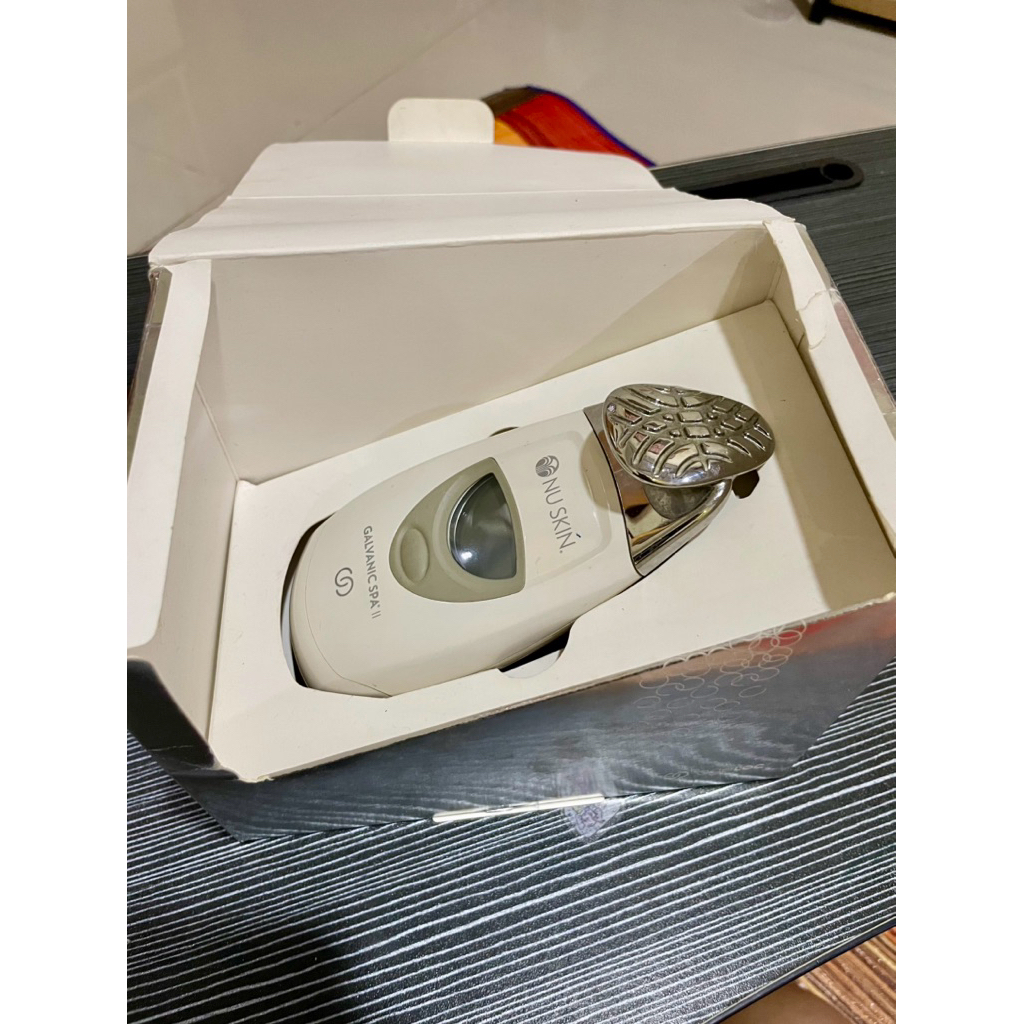 GALVANIC SPA SYSTEM II, AGELOC NU SKIN SETRIKA WAJAH PRELOVED