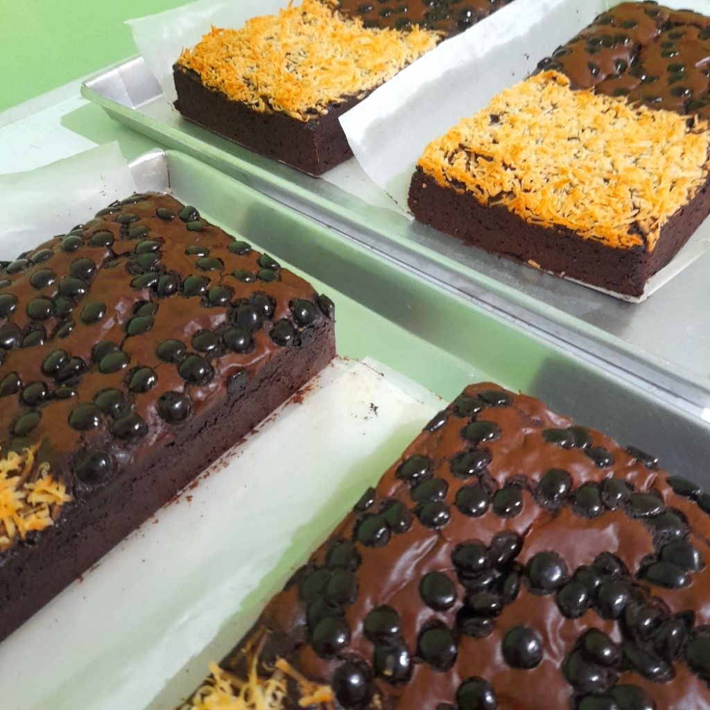 

FUDGY BROWNIES dapurmamabri 20x10cm