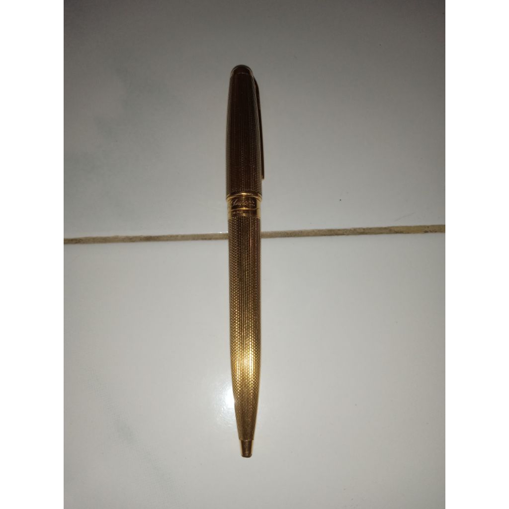 

Pulpen ST Dupont Signpen/Rollerball Gold Series. Bolpoin S.T.Dupont