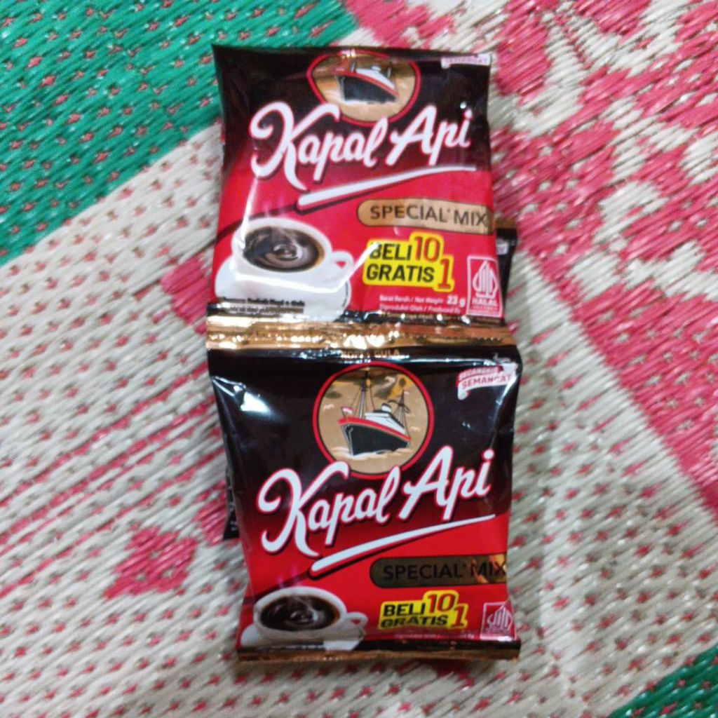 

kopi kapal api spesial mix rencengan