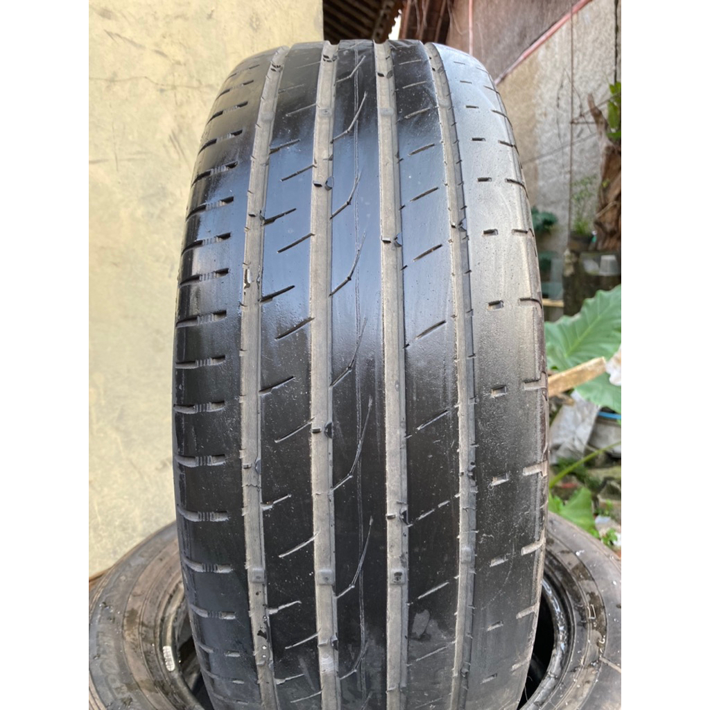 ban mobil 235/60 ring 18 continental