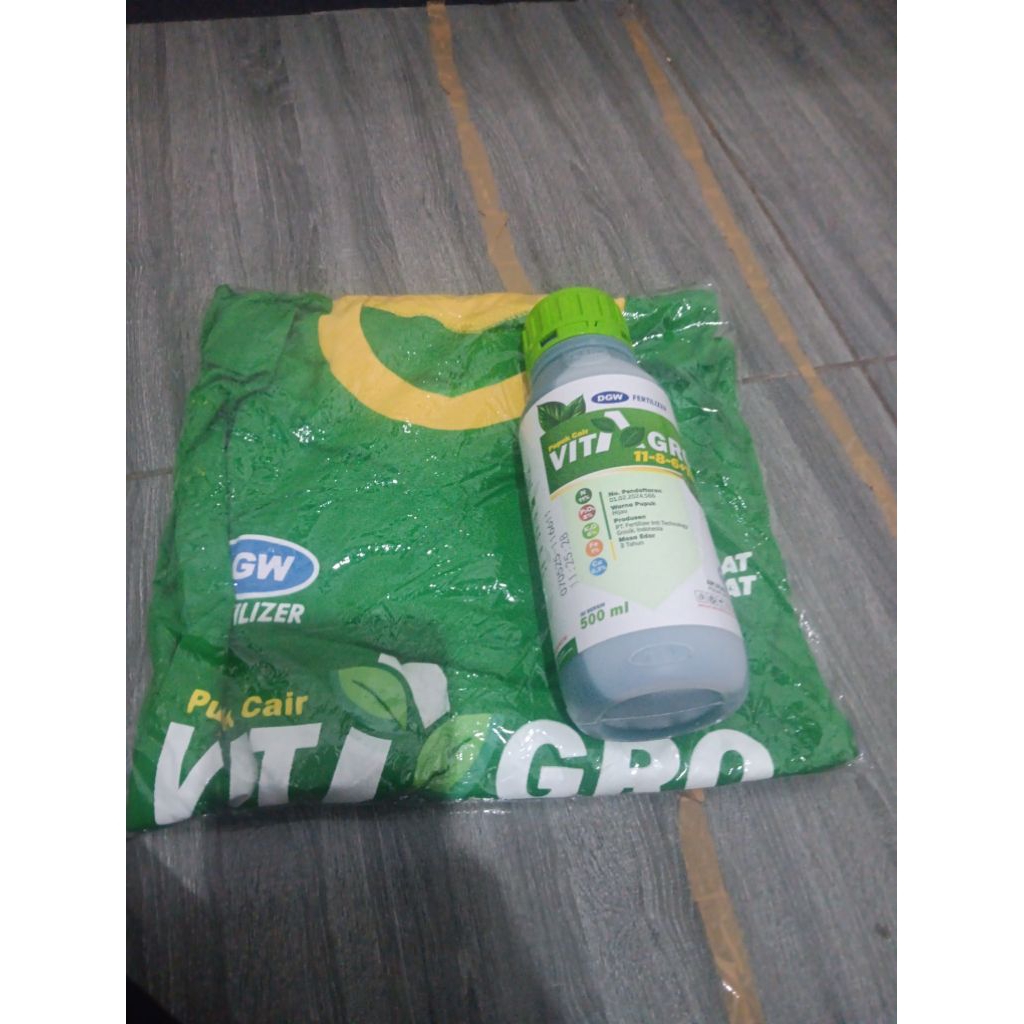 VITAGRO Bonus 1 kaos, Pupuk cair untuk semua tanaman