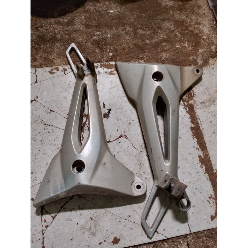 step/pustep belakang Supra fit new