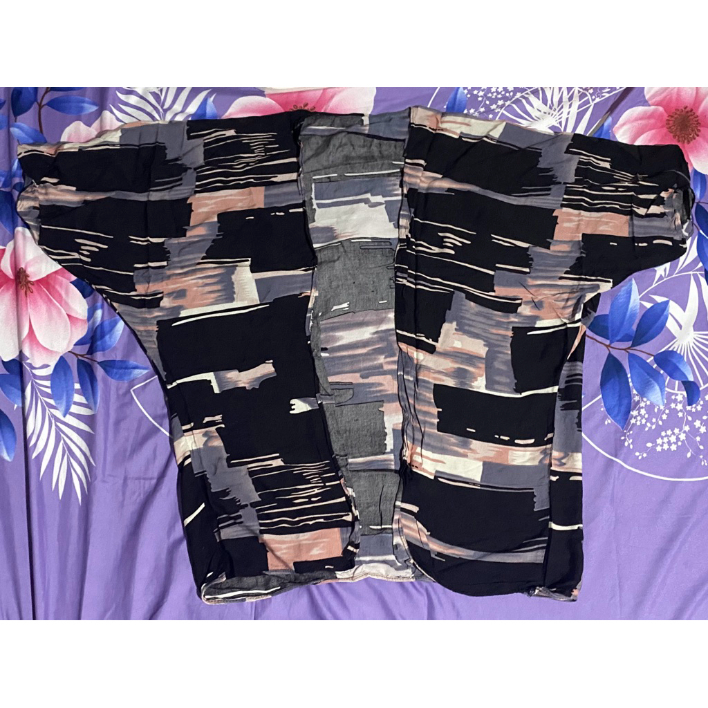 NEW Outer motif hitam pink