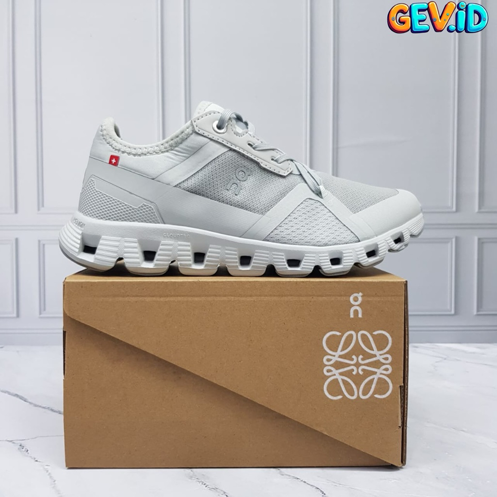 SEPATU ON CLOUD 5 - ON CLOUD 5 - SEPATU RUNNING WANITA