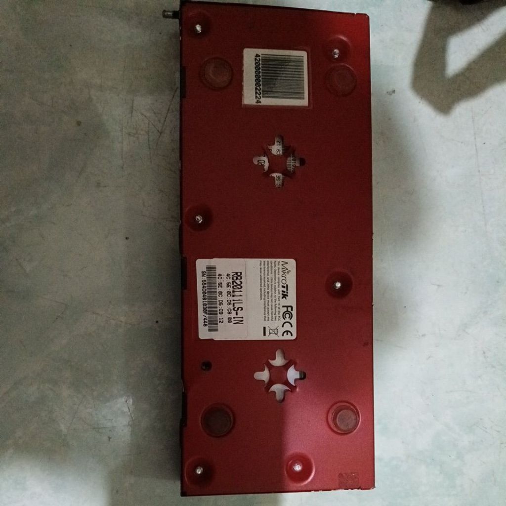 mikrotik RB2011 iLS IN