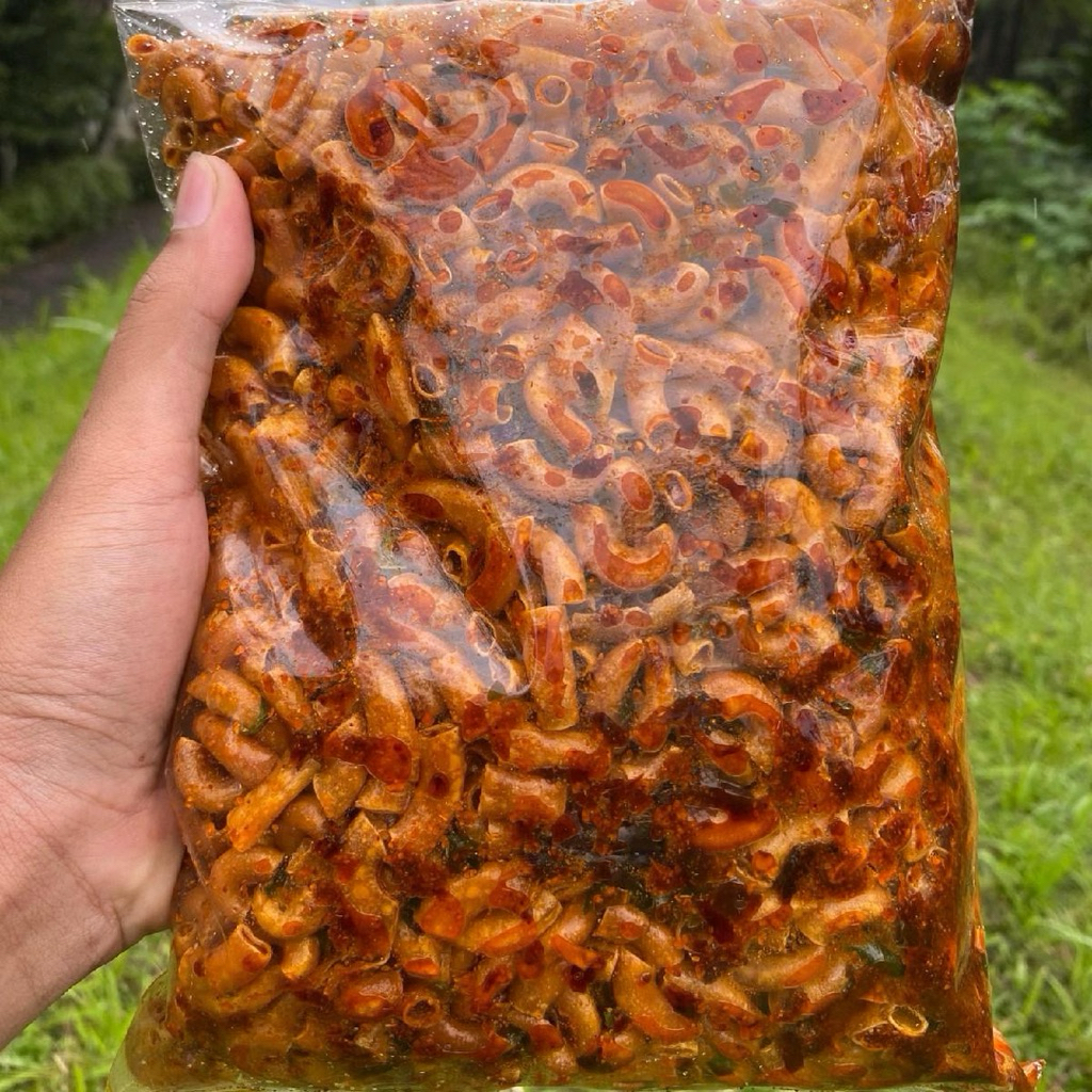 

MAKARONI chili oil daun jeruk 1kg
