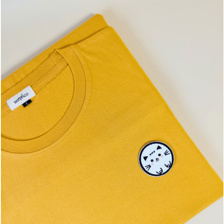 Kucing Putih Imut Kaos Bordir Stiker Kucing Imut - Tshirt Polos Unisex Soft Cotton Sticker cowok cew