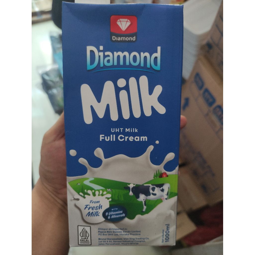 

UHT milk full cream diamond 1L