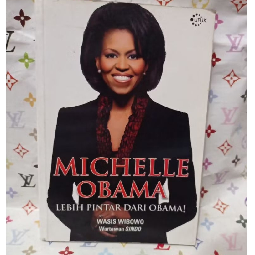 MICHELLE OBAMA LEBIH PINTAR DARI OBAMA