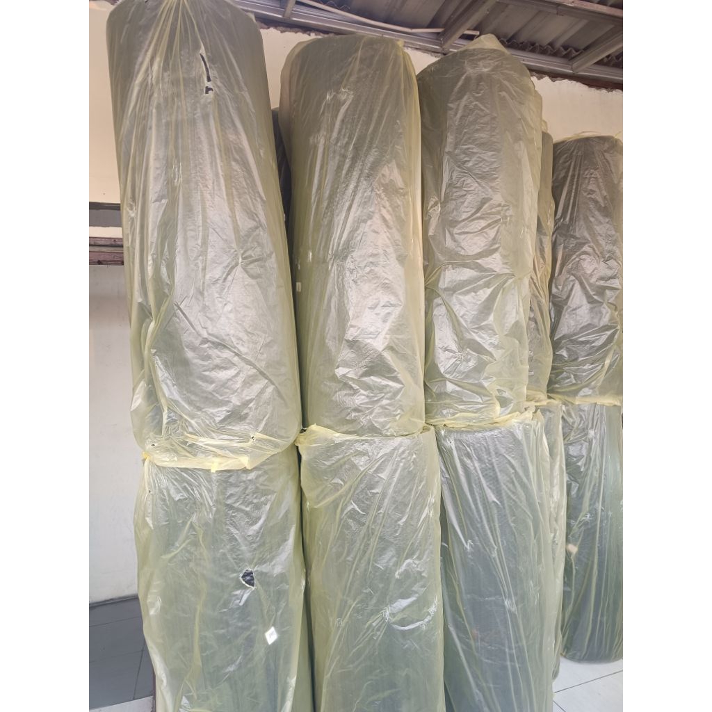 

BUBBLE WRAP ROLL 125cm X 50 Meter Termurah / Bubble Wrap Roll Hitam dan Bening Tebal Premium Termurah 2,4Kg