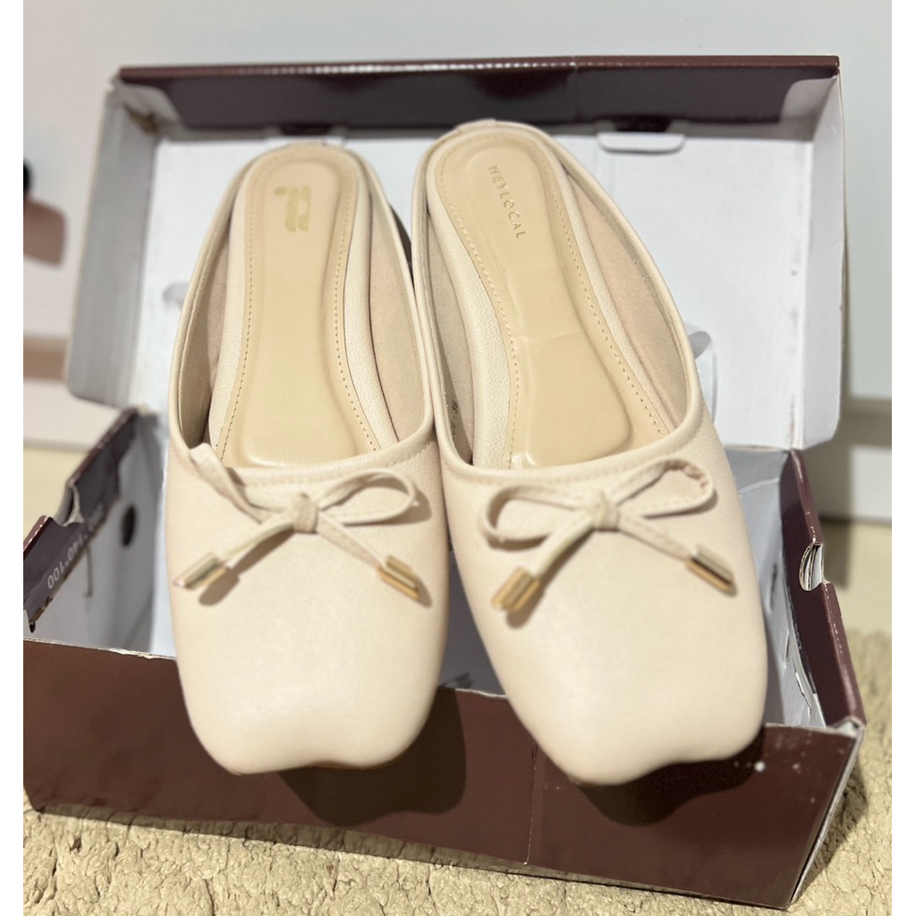 Preloved HL Heylocal Dolce Mules mary janes shoes sepatu wanita  39 oat