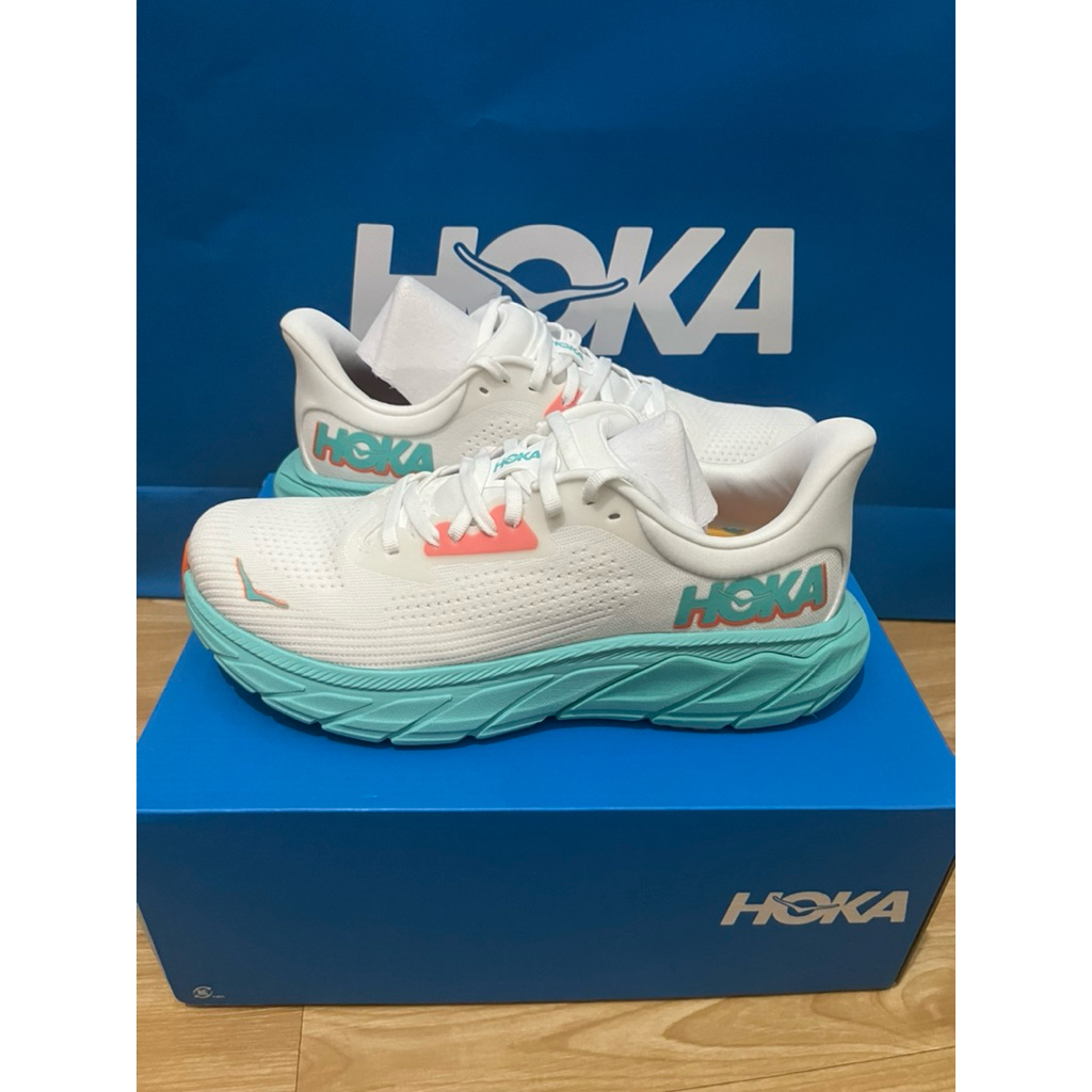 sepatu running hoka arahi 7
