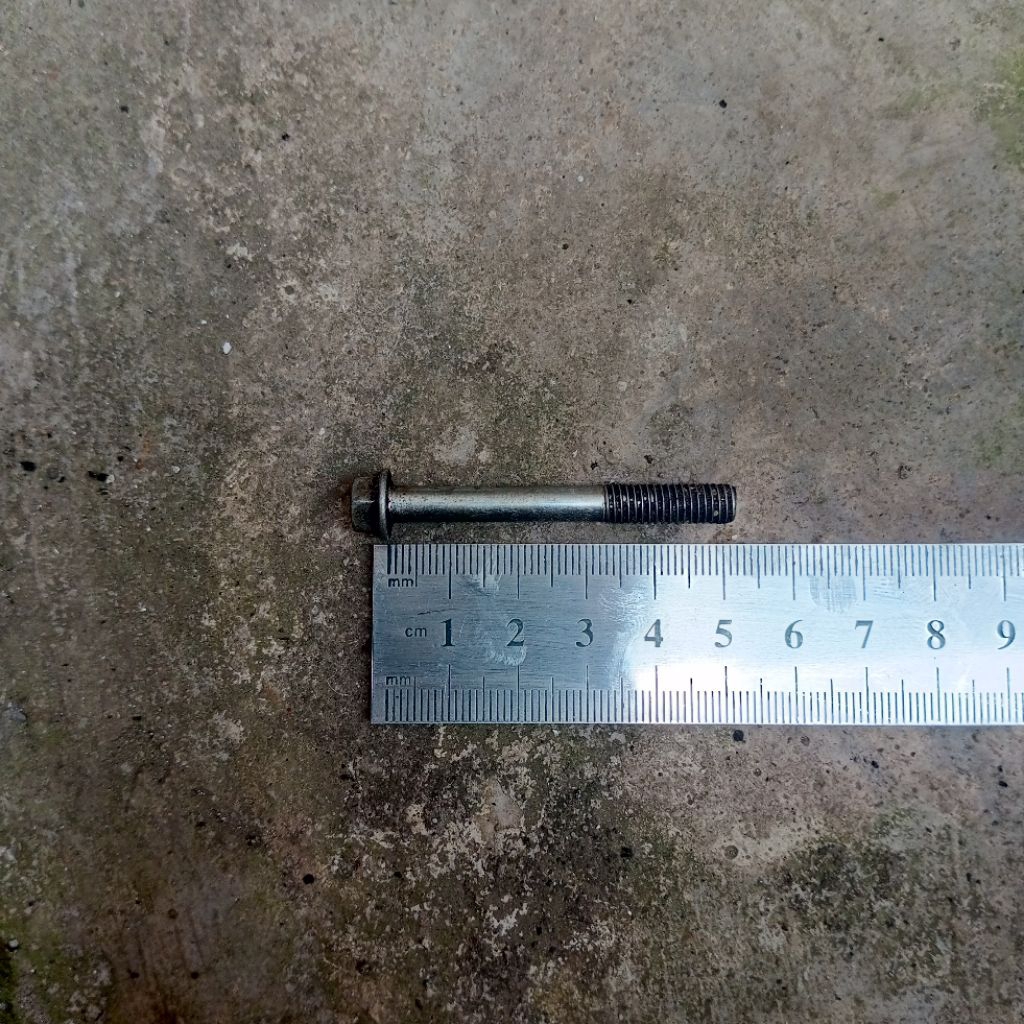 Baut Kunci 8 Panjang 50mm (5cm) Panjang Drat 20 mm (2cm) Baut Kunci 8 Original Copotan