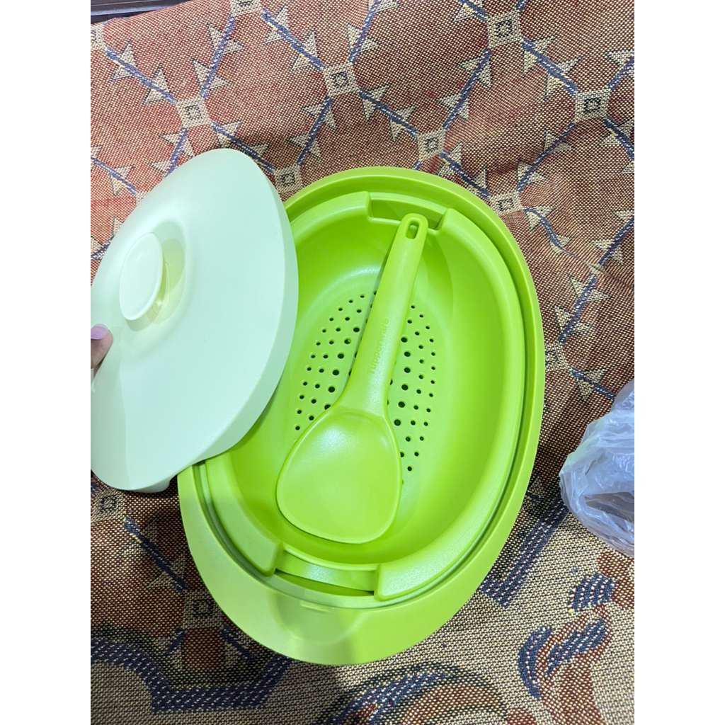 TUPPERWARE PETITE BLOSSOM UKURAN MEDIUM