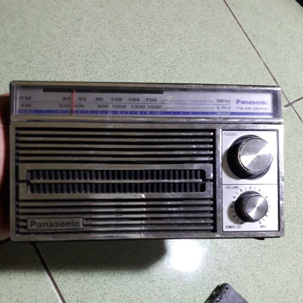 RADIO PANASONIC MODEL RF 5250 / FM / AM MULUS NORMAL
