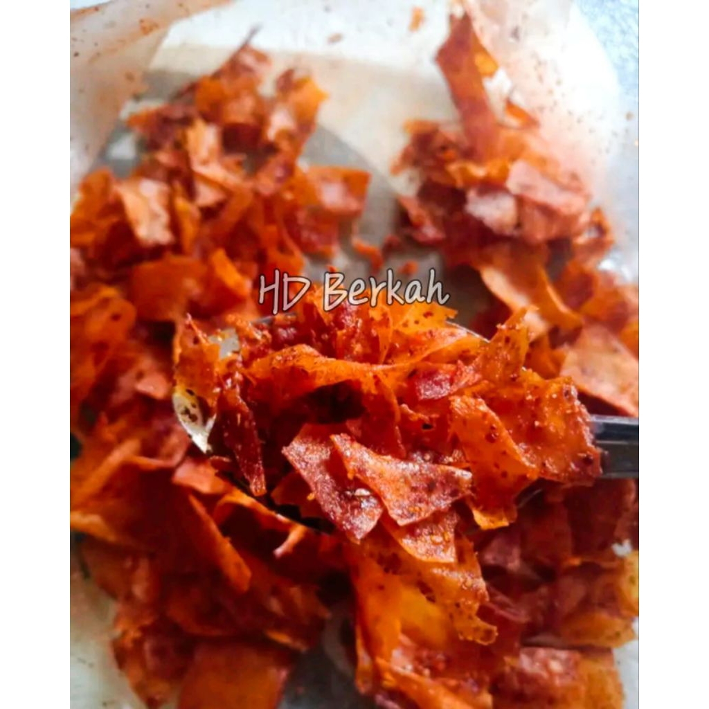 

KRIPSET HD 200 GR KRIPIK SETAN SUPER PEDAS GURIH CEMILAN RENYAH SNACK VIRAL