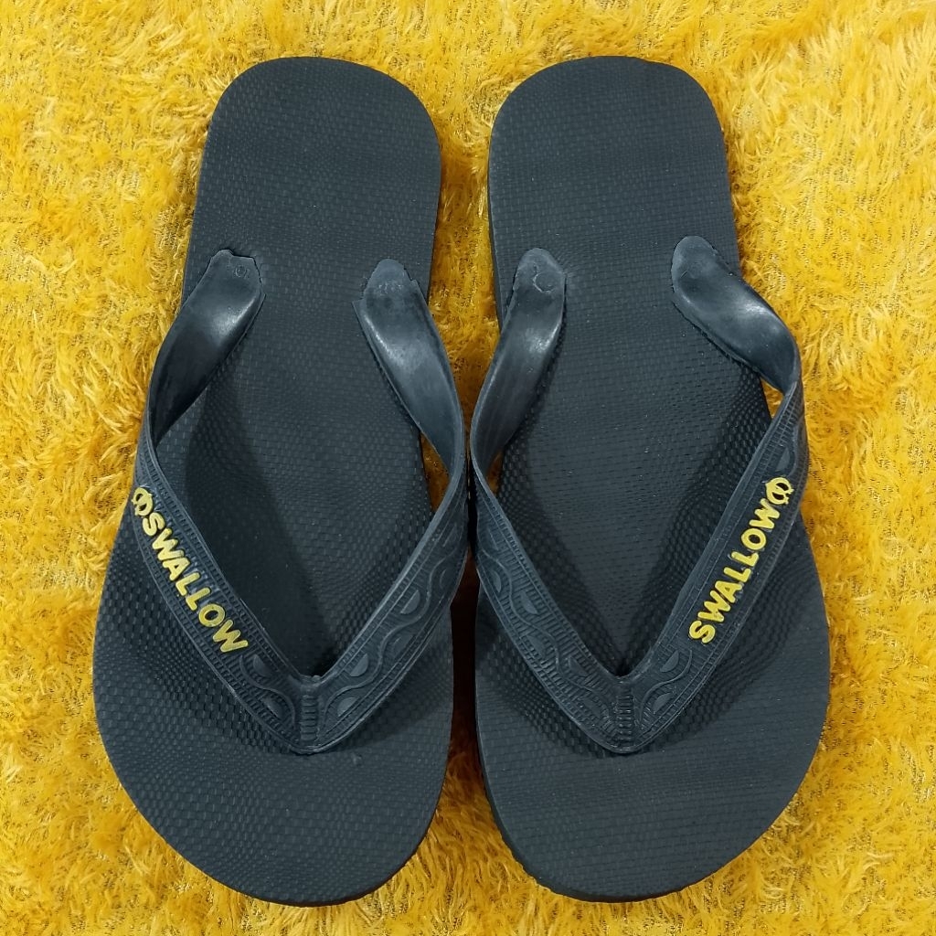 Sandal Jepit Swallow Black Pearl Tali Besar/Sandal Jepit Pria dan Wanita hitam