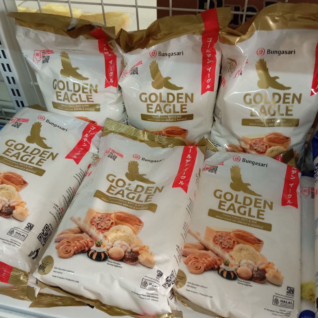 

Bungasari Tepung Terigu Premium Golden Eagle Roti & Mie 1Kg Adonan Makanan