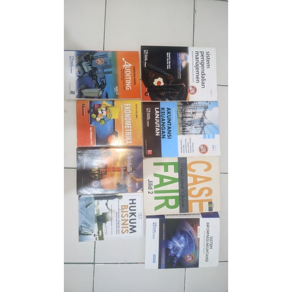 Jual buku bekas second kuliah ekonomi
