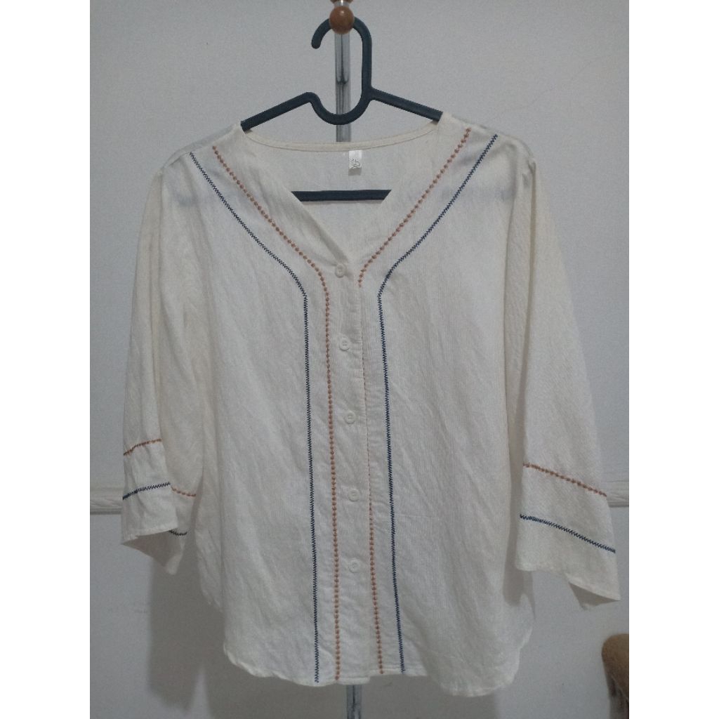 Preloved baju putih Malianni