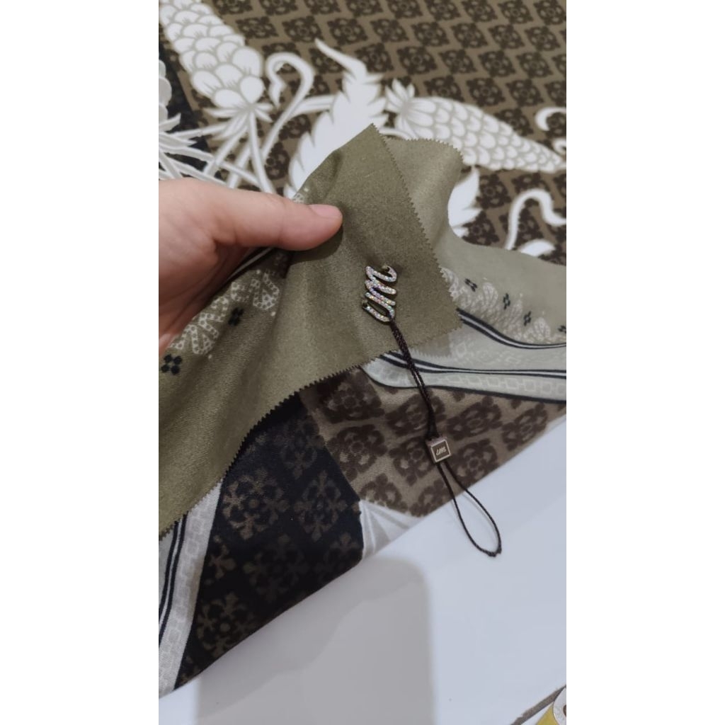 (PL) Jilbab Segiempat Umama