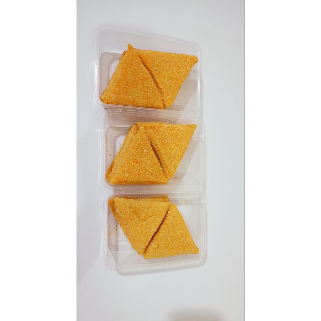 

Risol ayam suwir kari Frozen isi 6