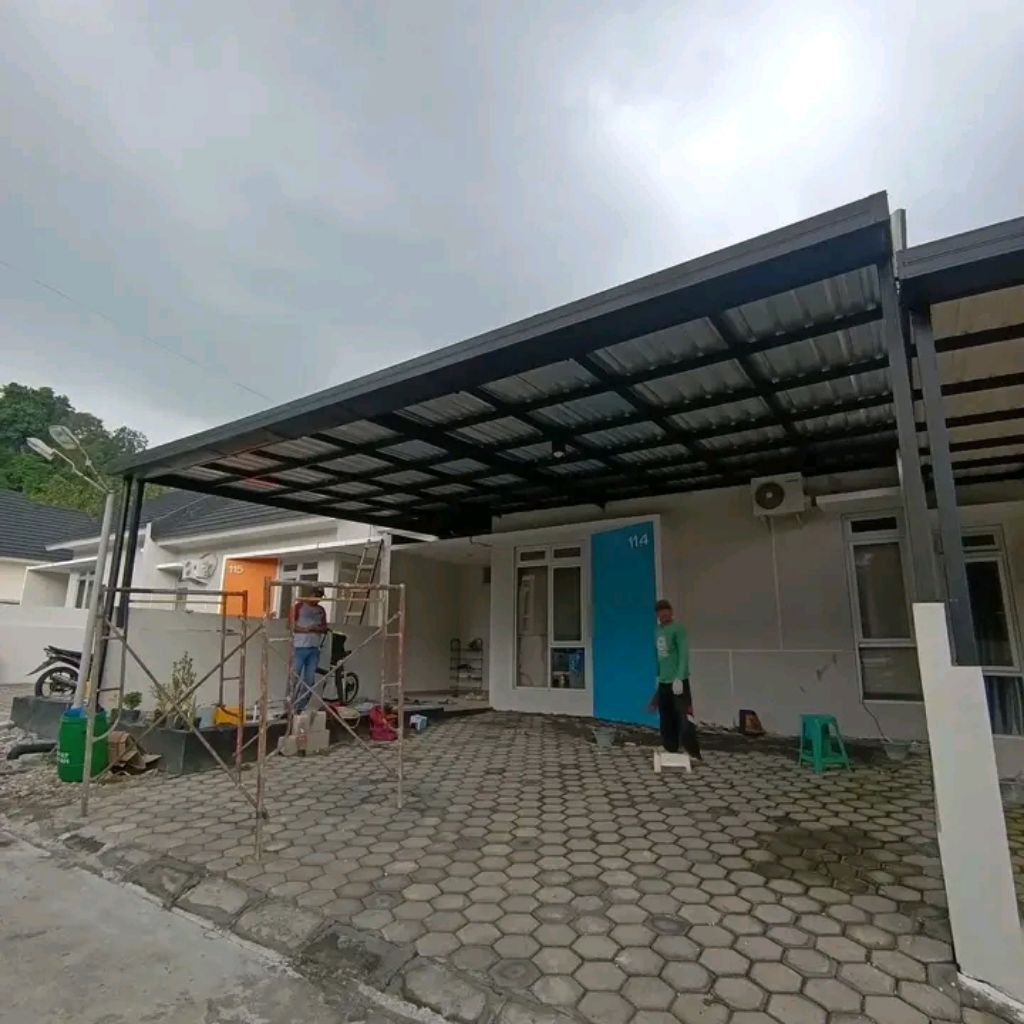 kanopi baja ringan