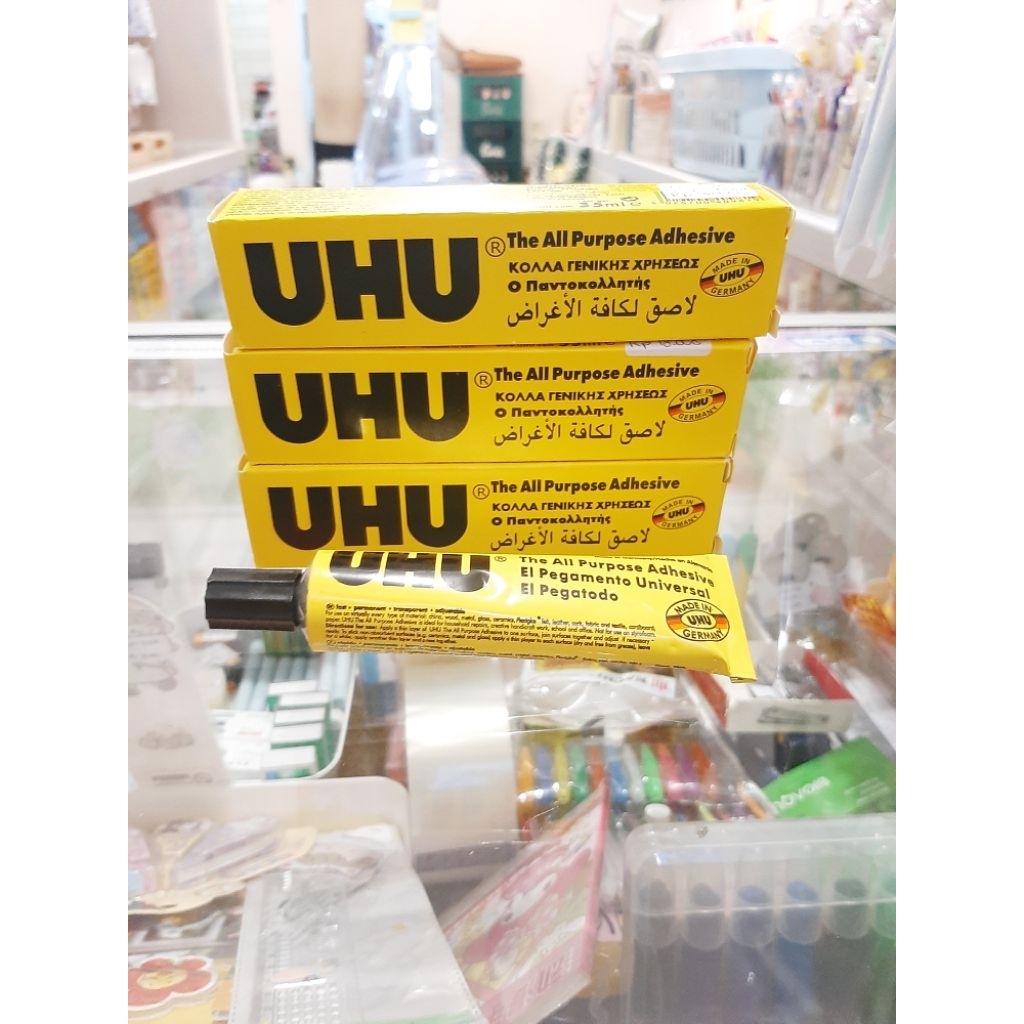 

Lem UHU Cair 35 ml (1pcs) Serbaguna Dengan Beragam Pola Murah