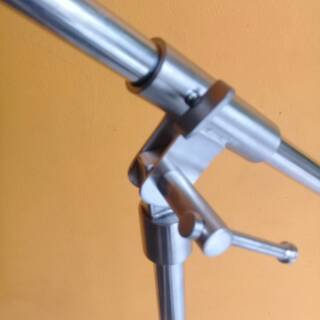 Stand mic staenles / cagak mic stenlis ( bukan chroom ) model panjang asli ori terbaik