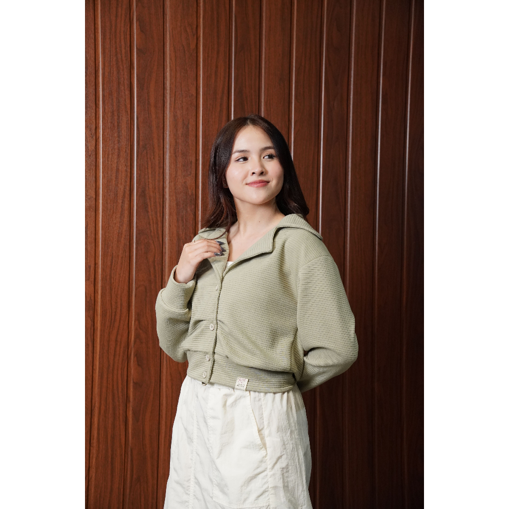 Missty Freeteen Blouse Kemeja Wanita Warna Hijau Model Korea Bahan Babyterry (150034)