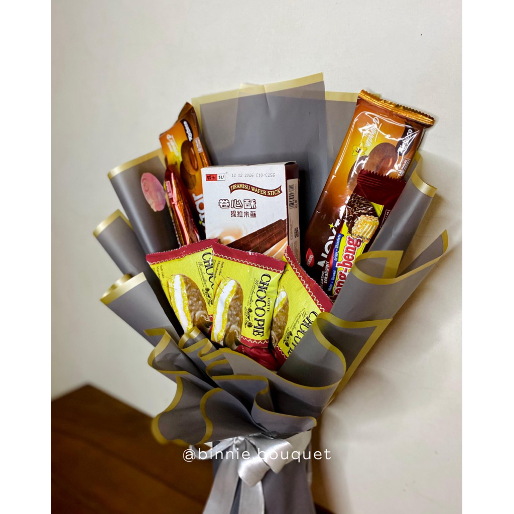 

[BINNIE BOUQUET] Bouquet Buket Snack Gift Wisuda
