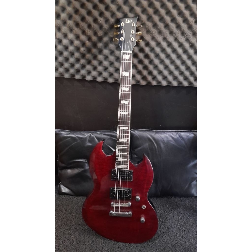 Gitar elektrik  LTD viper  original second (siap pakai)