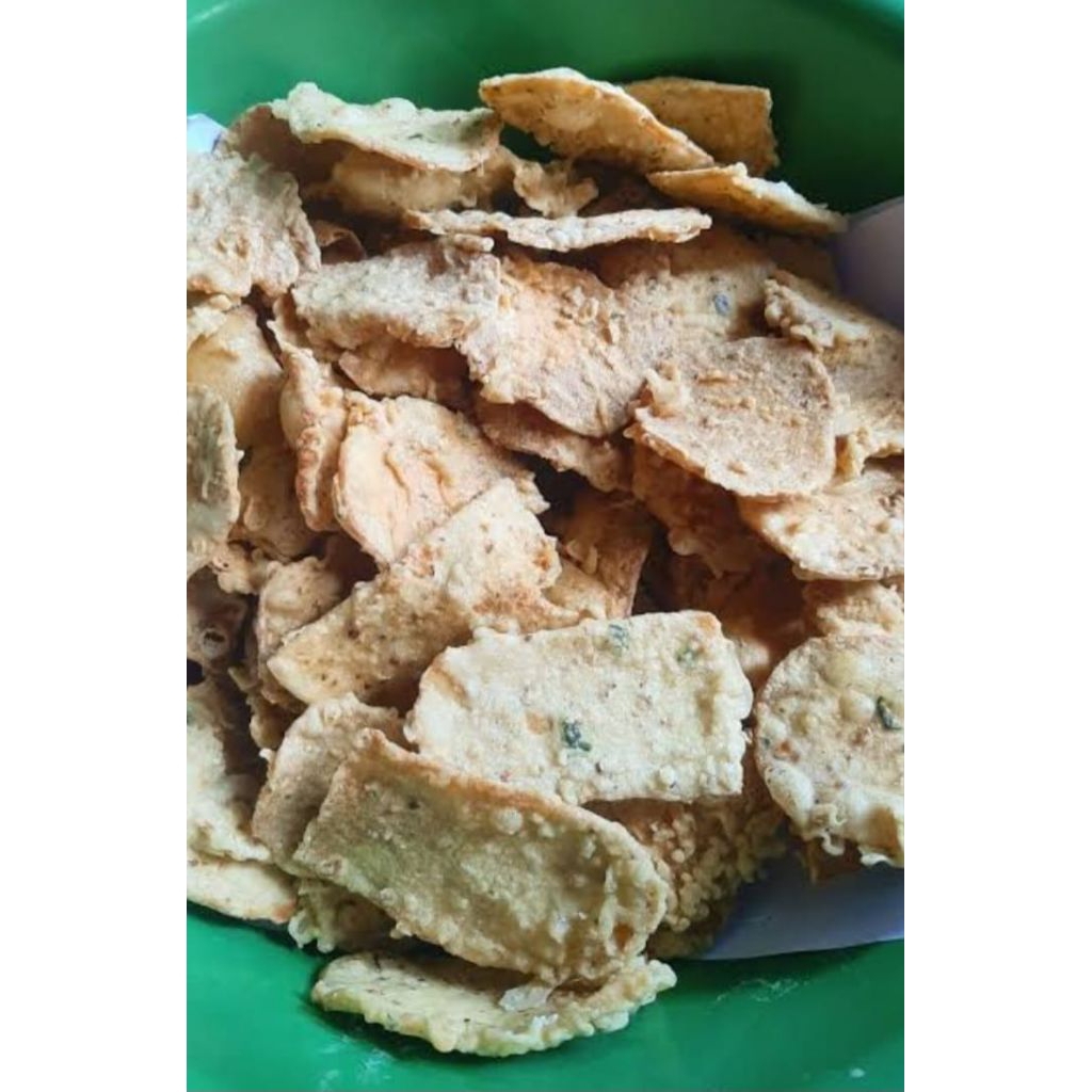 

Cemilan Viral Keripik Tempe Gembus Original Crispy Snack Camilan Gembus Goreng Tepung Food Kripik Makanan