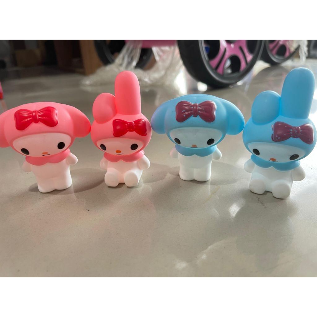 

Hiasan kue ulang tahun