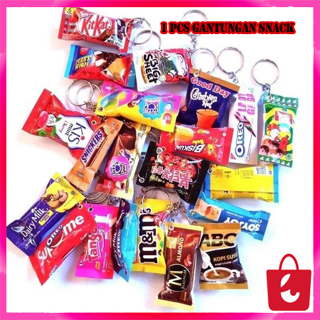 Gantungan Kunci Snack Makanan Motor Mobil Lucu Souvenir Bentuk Snack