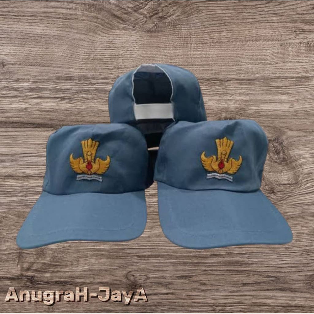 Topi Abu-abu SMA